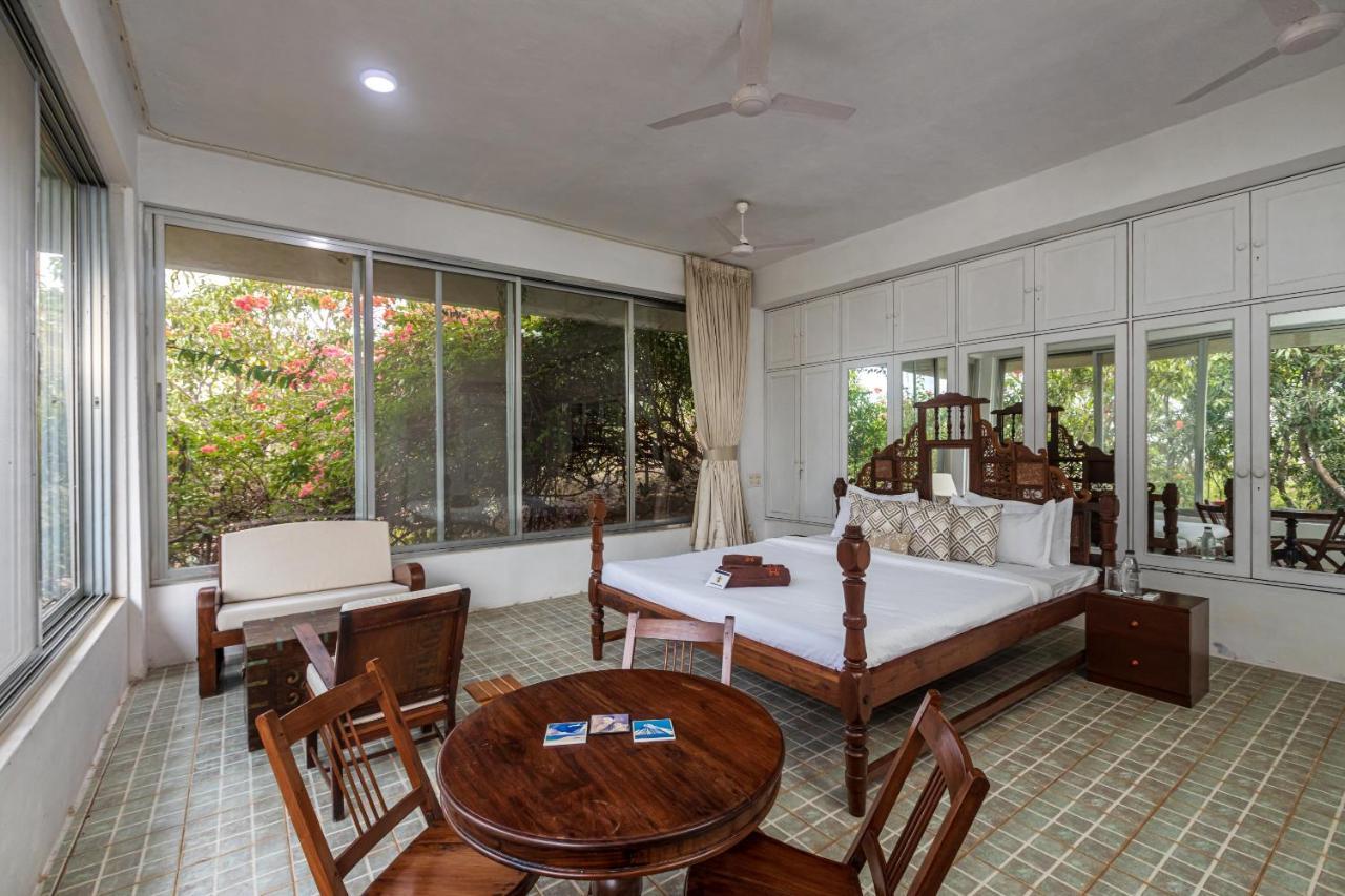 Saffronstays Sunglade, Kashid - Ocean-View Villa Near Kashid Beach Nāndgaon Dış mekan fotoğraf