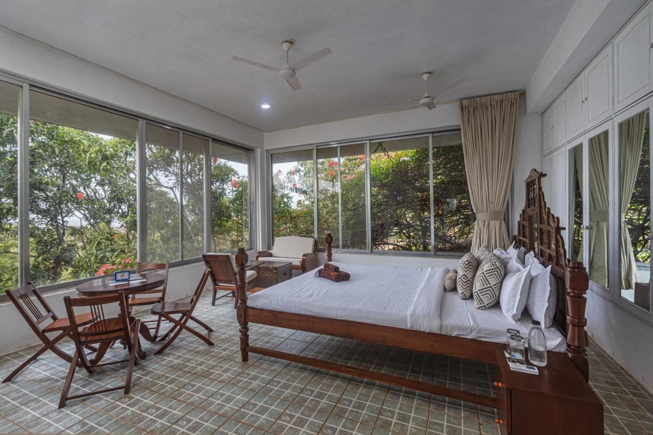 Saffronstays Sunglade, Kashid - Ocean-View Villa Near Kashid Beach Nāndgaon Dış mekan fotoğraf