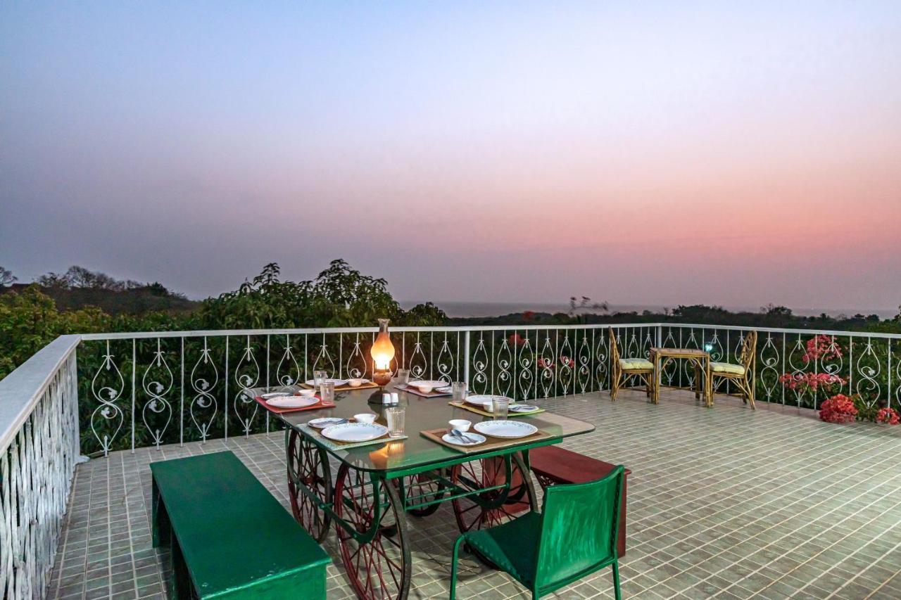 Saffronstays Sunglade, Kashid - Ocean-View Villa Near Kashid Beach Nāndgaon Dış mekan fotoğraf